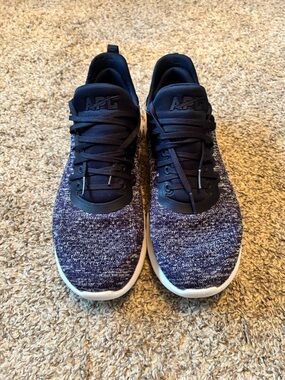 APL techloom tracer sneakers